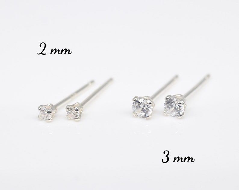 Puces améthyste naturelle, boucles d'oreilles argent, petites puces, puces minimalistes, clous d'oreilles, puces 2mm, pierre de naissance image 4