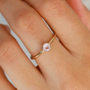 Bague quartz rose, bague or, bague délicate, bague femme, or rempli 14k, pierre naturelle, argent massif, bague fiançailles, cadeau image 1