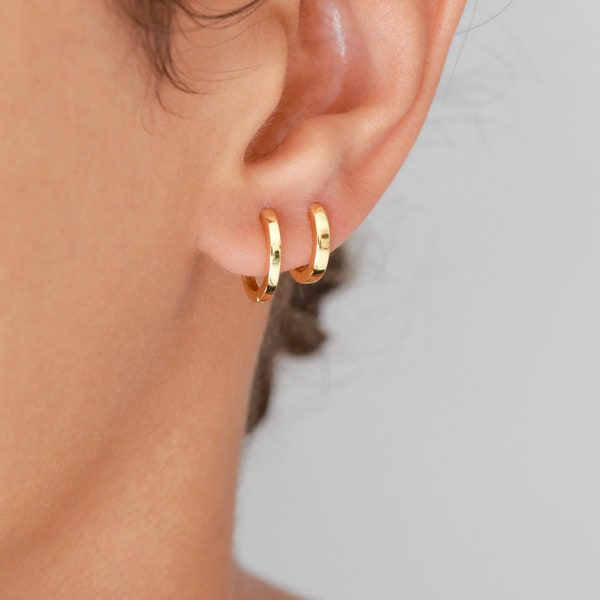 Gold huggie hoops, dainty earrings, small hoops, minimalist earrings, elegant earrings, simple hoops, gold jewelry, thick hoops