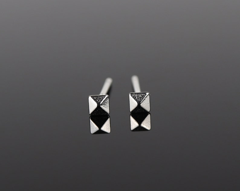 Petites puces, boucles minuscules, boucles argent, puces carrées, boucles géométriques, puces minimalistes, boucles délicates, bijou argent image 4