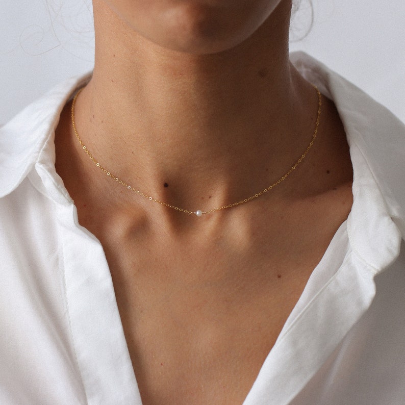 Ras du cou perle, collier perle, collier simple, or rempli 14k, argent massif, collier mariage, collier en or, une perle, bijou perle image 1