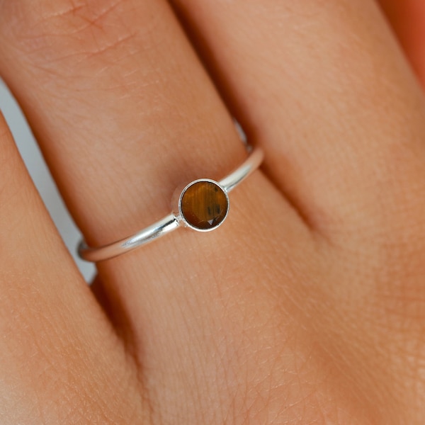 Bague oeil de tigre, bague argent, bague minimaliste, bague femme, argent massif, pierre naturelle, petite bague, bague fiançailles