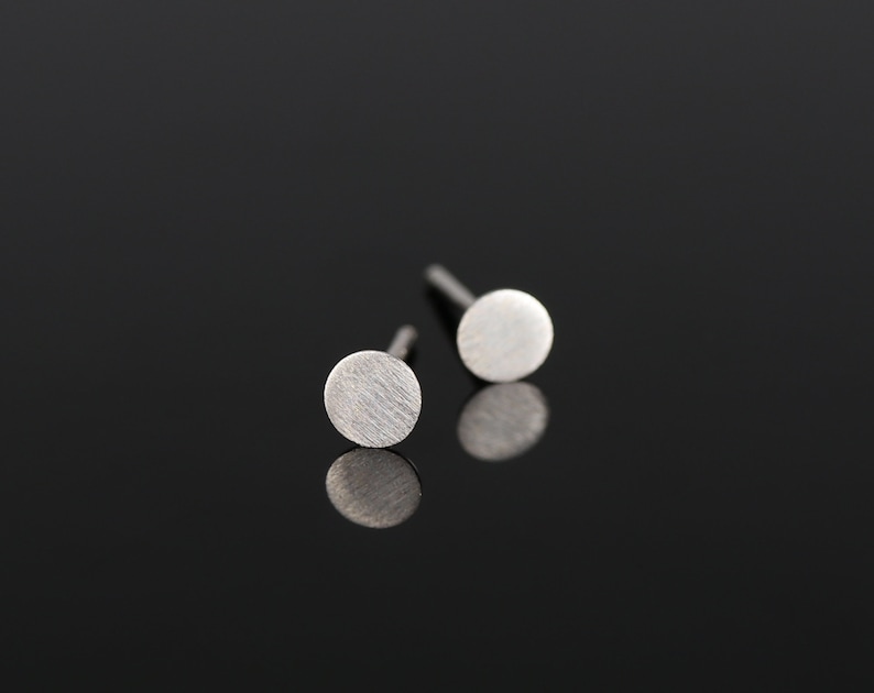 Runda örhängen, sterlingsilver, geometriska örhängen, cirkulära örhängen, minimalistiska örhängen, fina örhängen, enkla smycken bild 3