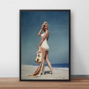 Marilyn Monroe beach fashion print poster, Fashion print, Vintage photography, Marilyn Monroe Large Poster, print, wall art, Marilyn retro