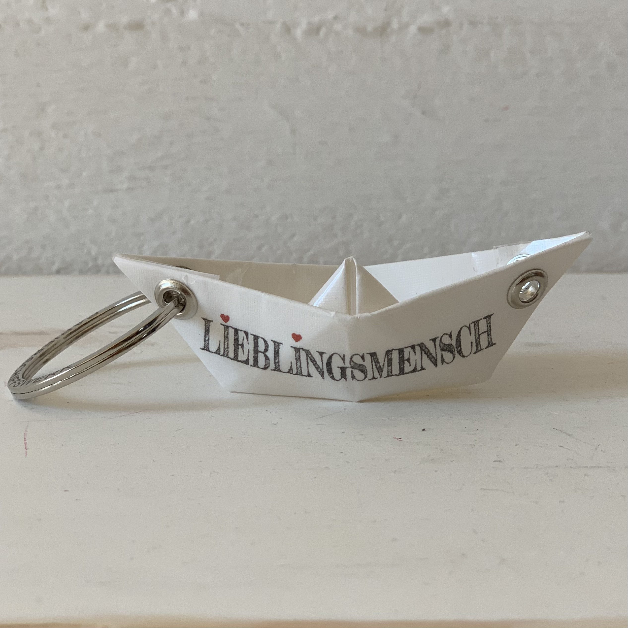 Keychain “Favorite Person” Keyring Bag Pendant Backpack Pendant Key Paper Ship Paper Boat Gift Love