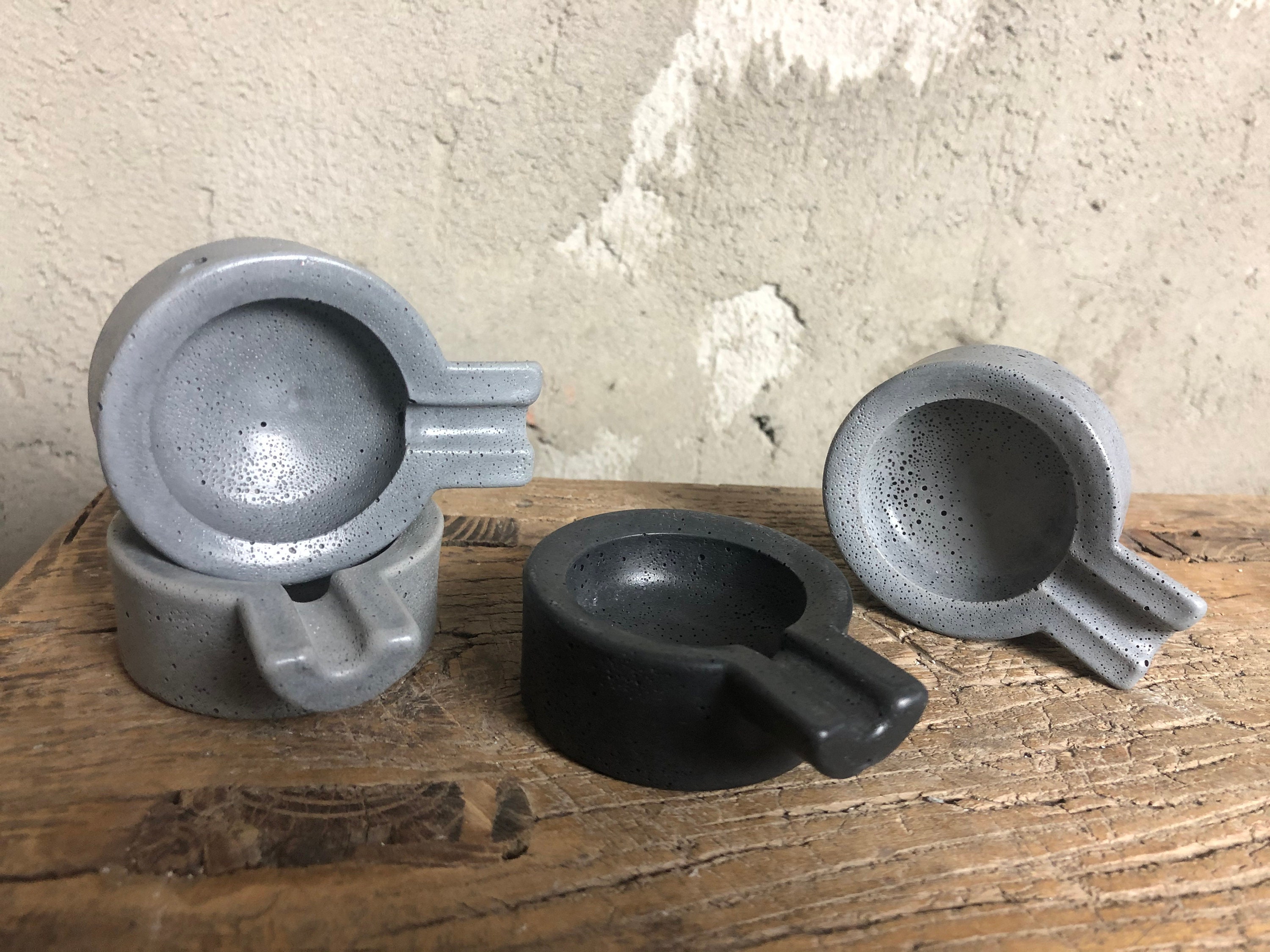 手作りコンクリート灰皿：スタイリッシュな喫煙者へのギフト - Etsy 日本