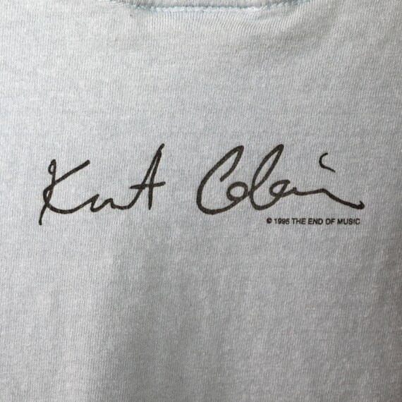 Rare true Vintage 90s Kurt Cobain playing ukulele Ts… Gem