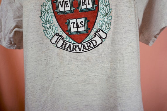 Vintage 80's Harvard University T-shirt - image 3