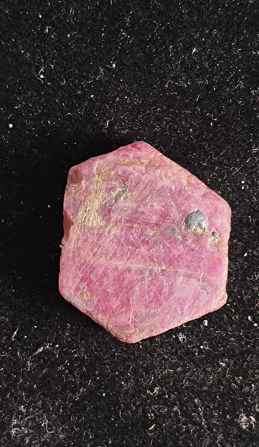 Natural Ruby Rough Gemstone: 20.00 Carat AAA+ Quality (16x13.5x6 MM) - Etsy