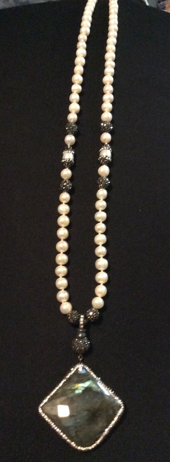 Mother of Pearl Necklace