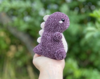 Chubby dino // Dinosaurier // Kuscheltier // plushie // häkeltier // crochettoy kawaii // Geburtstag // Amigurumi dino // kleines Geschenk /