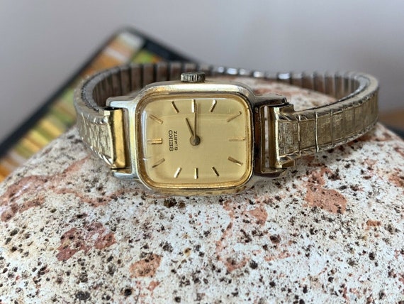 Ladies Vintage Seiko Gold Tone Watch Expandable Strap | Etsy UK