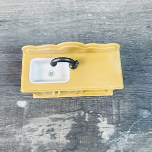 Calico Critter Sylvanian Families Beige Kitchen Sink Only Replacement Accessory Bild 2