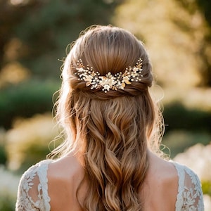 Blush Wedding Hairpiece with Pearls and Crystals – Blush Bridal Hair Accessory, Blush Flower Hair Clip for Bride