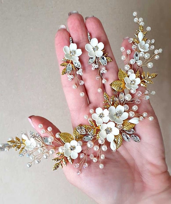 Wedding Veil Comb Pearl Hair Comb Hair Vine Wedding Veil and  display picture 1