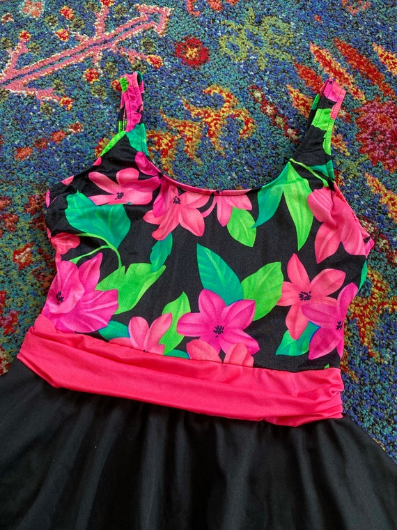 90s Vintage Swimsuit Floral Pink Black Swimwear V… - image 4