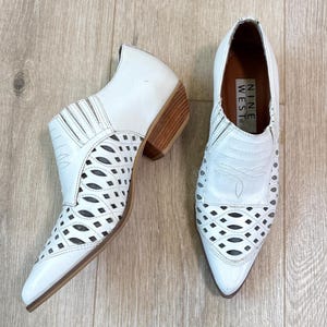 Jaren 80 Nine West witte leren enkellaarsjes jaren 80 leren westernlaarsjes vintage witte leren westernlaarsjes jaren 80 leren enkellaarsjes maat 7