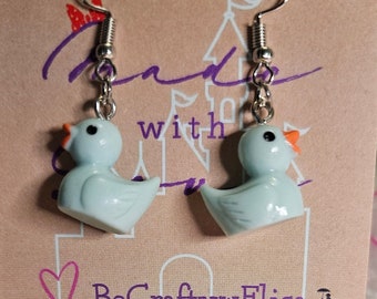 Cute fun little Duck earrings!