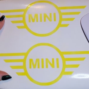 MINI Cooper BADGE vinyl decal for laptops I tumbler I Autos