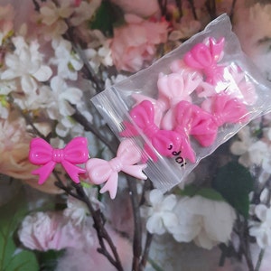Bow shaped beads - two sizes, pastel, translucent, acrylic