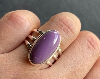 Phosphosiderite Ring, 925 Sterling Silver, Natural Hope Stone, Lilac Purple Gemstone, Size 8.25