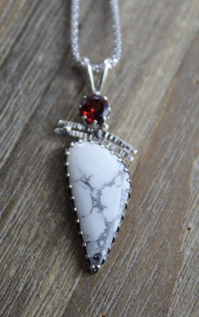 Solid Silver healing stone 925 sterling silver chakra stone Garnet Natural Genuine White Howlite gemstone pendant necklace