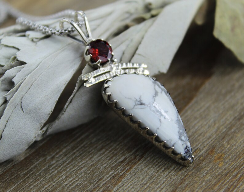 Solid Silver healing stone 925 sterling silver chakra stone Garnet Natural Genuine White Howlite gemstone pendant necklace