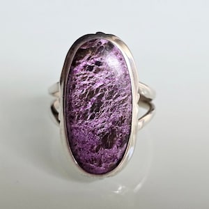 Size 7, Stichtite, Silver Ring, 925 Solid Sterling Silver
