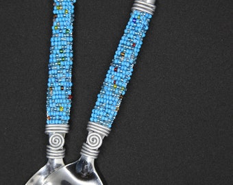 Stainless Steel Beaded Salad Servers comes in four different colours