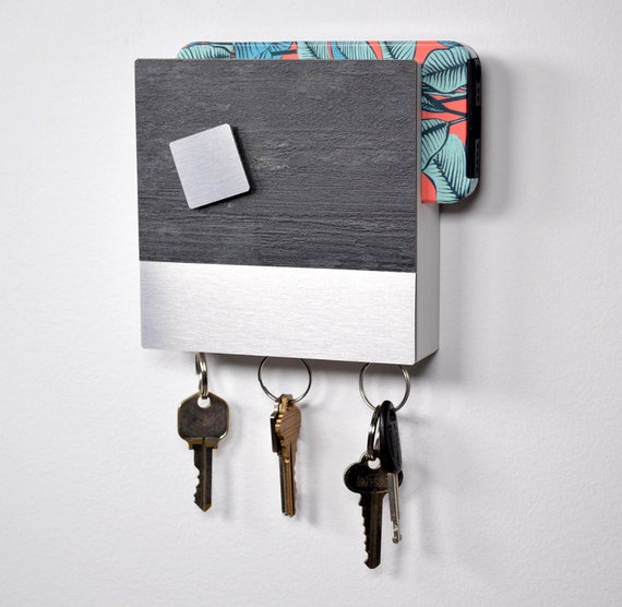 Magnetic key board I key holder
