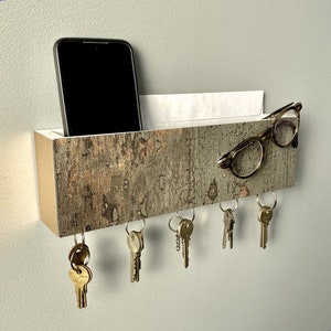 Small Wall Hanging Modern Magnetic Key Holder