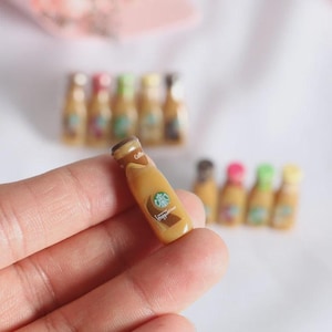 Miniature Starbucks Bottle, Ice Starbuck Coffee Bottle, Miniature Coffee, Dollhouse Starbucks, Toy Figure Props, Barbie dioramas