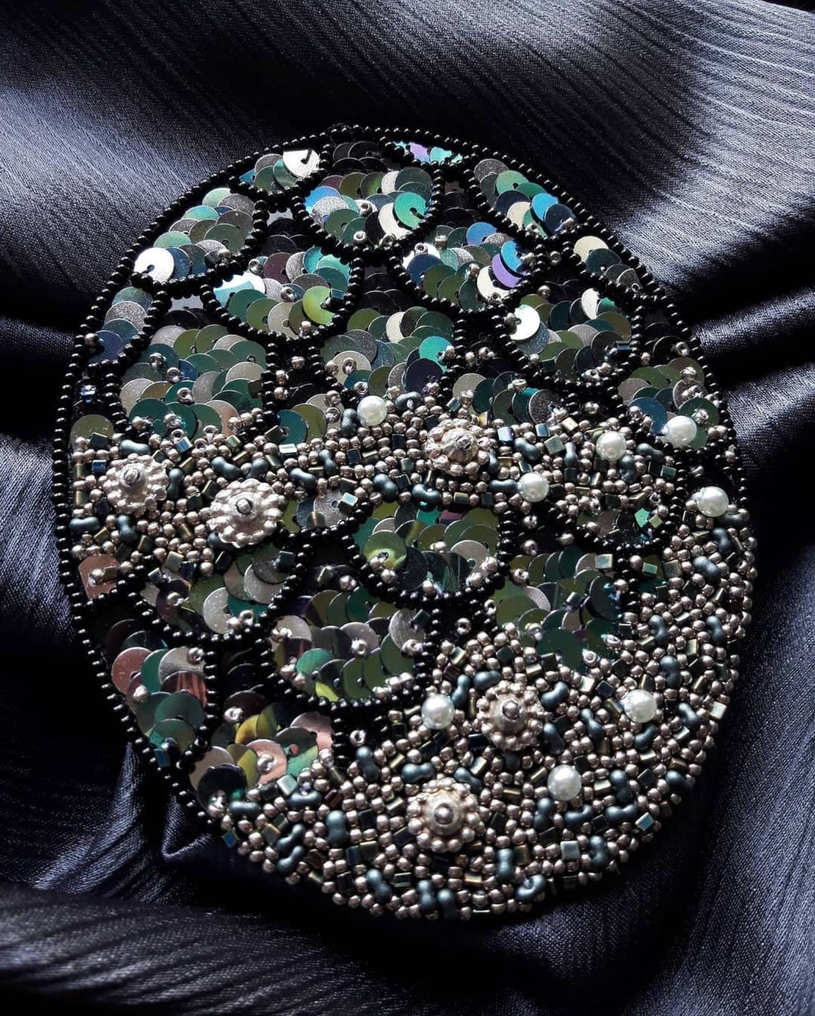 Le Fabularium Décoration Murale Broderie Art Abstrait Sirène Vert Bleu | Livraison Standard Mondial 