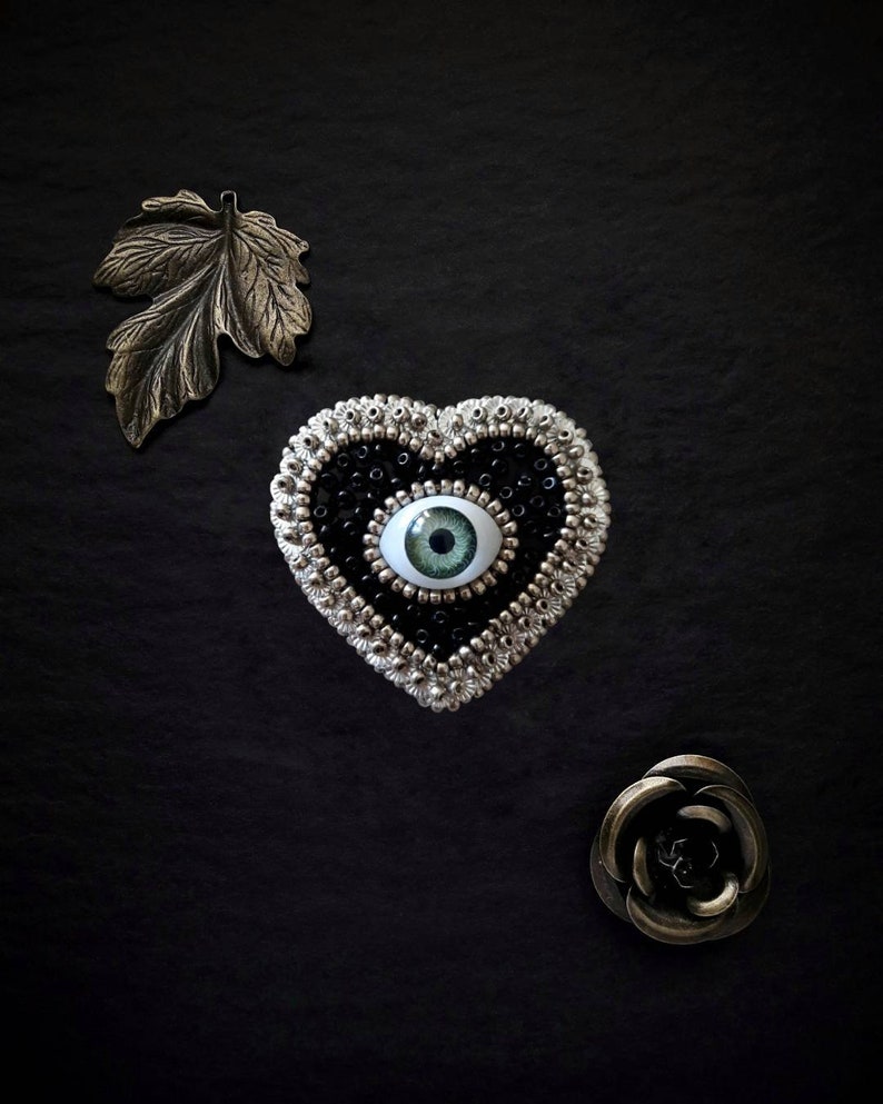 The Fabularium Brooch Heart Eye Sequins Hand Beaded Embroidery Halloween theme pin Cabinet of curiosities Black Academy image 4