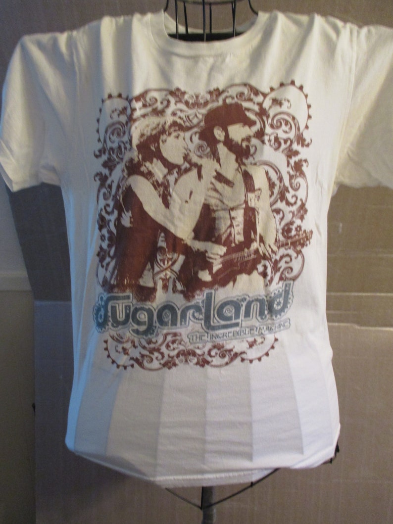 Sugarland-The Incredible Machine-White-Pre OwnedSecond Sale Shirt