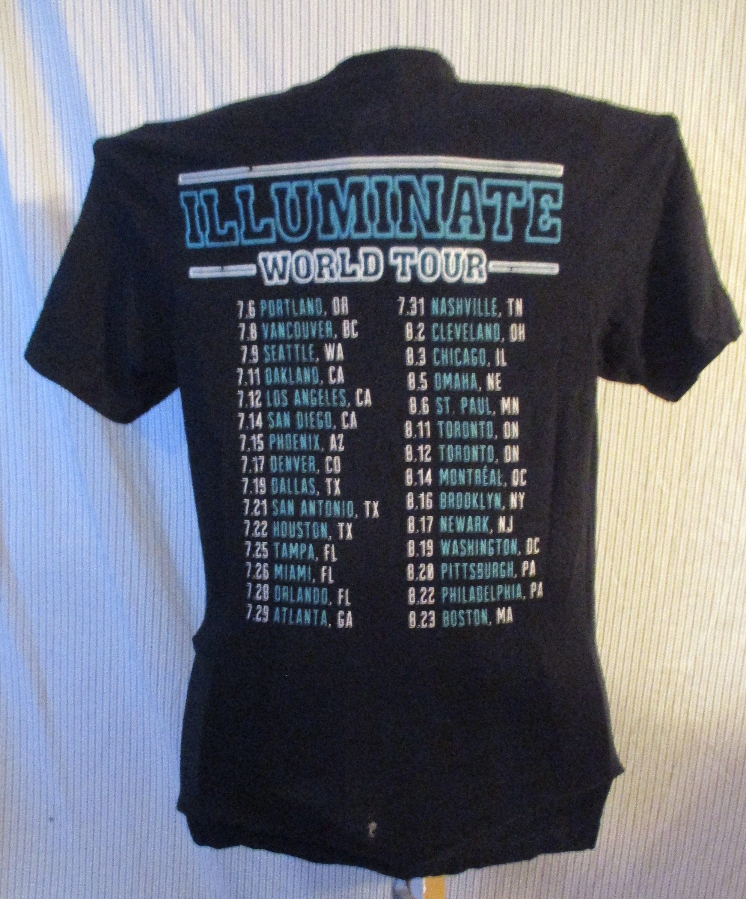 Shawn Mendes-illuminate World Tour-pre Owned/second Sale Shirt - Etsy
