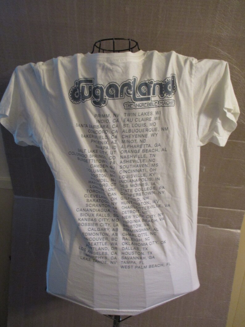 Sugarland-The Incredible Machine-White-Pre OwnedSecond Sale Shirt