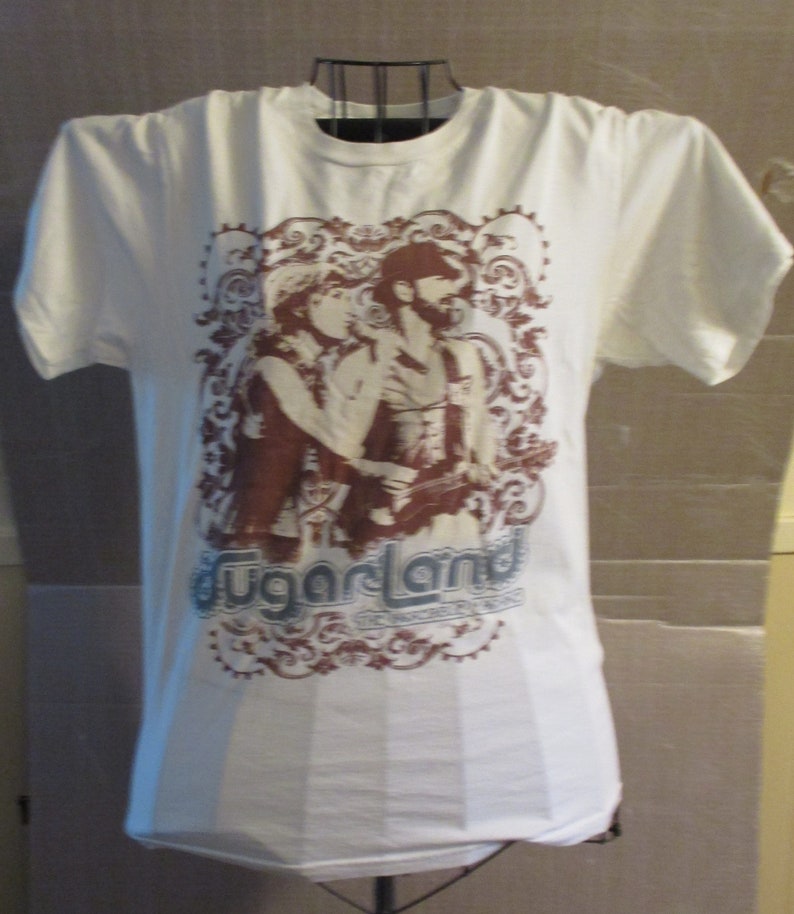 Sugarland-The Incredible Machine-White-Pre OwnedSecond Sale Shirt