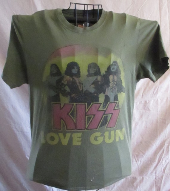Kiss-Love Gun-2009