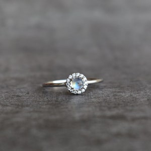Dainty moonstone ring, Classy inclusion free moonstone ring , moonstone minimalist ring for women , delicate ring, Rainbow moonstone for her