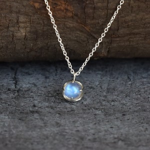 Natural Moonstone necklace, Dainty moonstone handmade jewelry , June Birthstone celestial necklace for women, Bridesmaid necklace,