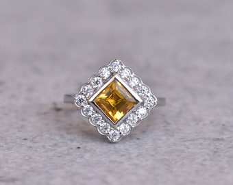 vintage Natural citrine ring , citrine ring sterling silver , Alternative engagement ring , birthstone ring , citrine handmade halo ring