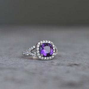 Natural amethyst wedding rings, cushion/square cut purple gemstone, amethyst sterling silver rings, engagement ring, halo ring , amethyst