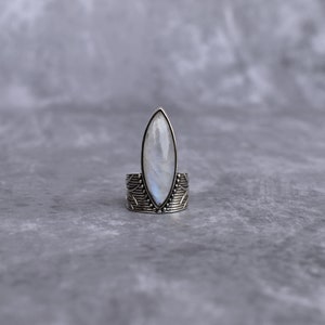 Natural Moonstone ring* Huge rainbow moonstone oxidized ring* Healing crystal ring for women* Gemstone ring* Birthstone ring* Gifts idea