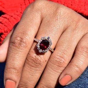 Natural Rhodolite Garnet engagement Ring, garnet rose gold ring, Pinkish Garnet Ring , Garnet Jewelry, garnet Oval cut ring, gift for her