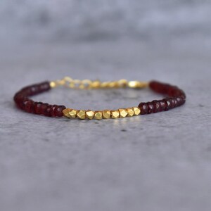 Garnet Bracelet for Women* Silver Beaded Bracelets for Women* Red garnet handmade bracelet* Garnet fashion bracelet for her* Bridesmaid gift
