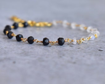Natural Moonstone & Black Onyx Beaded Bracelet* Mix Black and white gemstone faceted beaded bracelet* Handmade bracelet* Unique gift for her