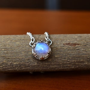 Moonstone crystal Necklace , Genuine rainbow moonstone Sterling silver  Bohemian necklace , feminine necklace, Blue Sheen moonstone necklace