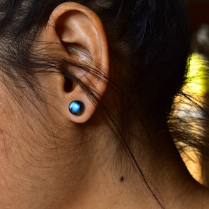 Labradorite magic Stud Earrings Real Crystal Jewelry, Bridesmaid Gifts , Spectrolite round cabochon Earrings Boho Jewelry Iridescent Rainbow