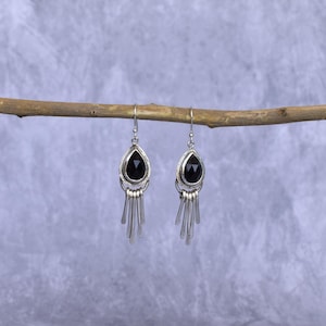 Boucles d'oreilles en onyx noir véritable* Boucles d'oreilles en forme de larme à facettes pour femme* Boucles d'oreilles en argent sterling faites main* Boucles d'oreilles en pierres précieuses noires* Cadeaux uniques